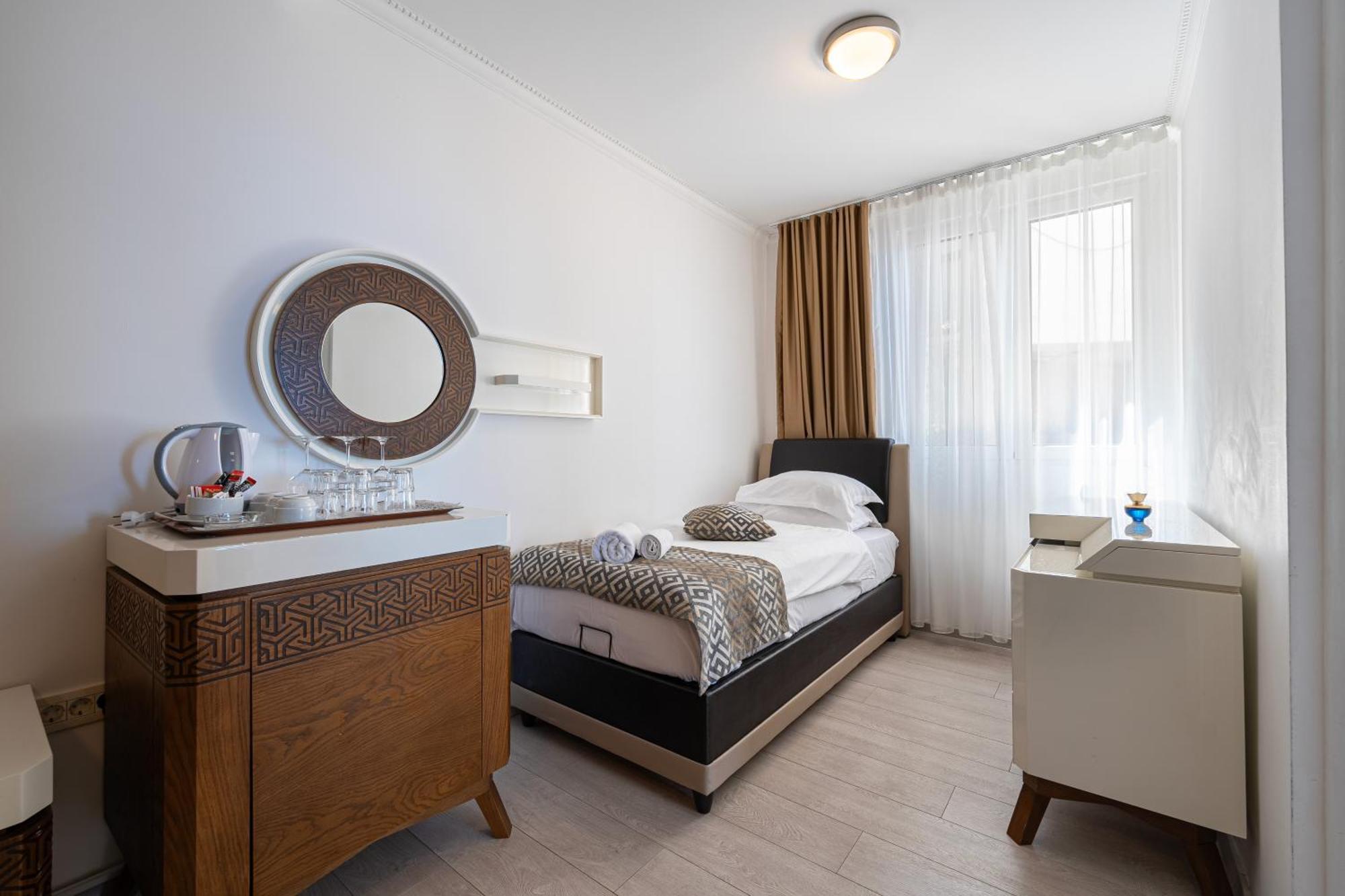 Hotel Adrovic Sveti Stefan Εξωτερικό φωτογραφία